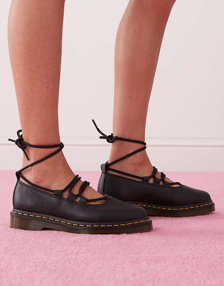 https://images.asos-media.com/products/dr-martens-elphie-ii-lace-up-shoes-in-black/207782449-1-black?$n_750w$&wid=750&fit=constrain