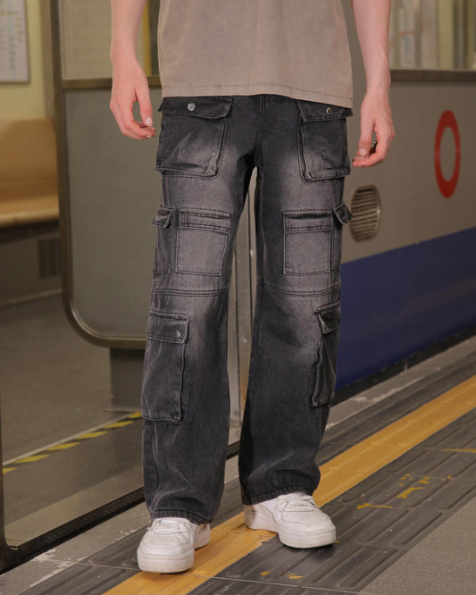 Logeqi black baggy jeans with pockets featuring multiple cargo pockets and a relaxed fit
