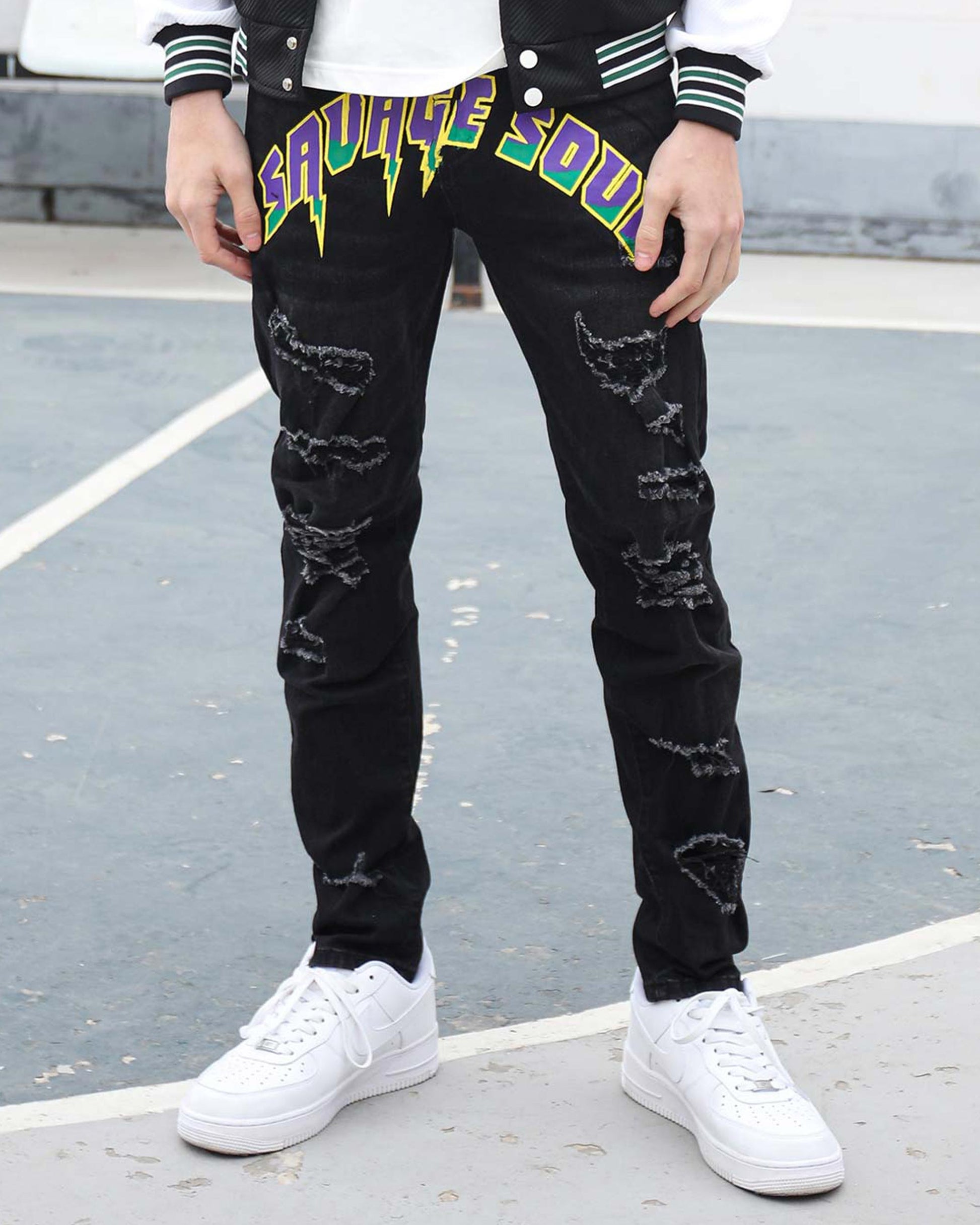 Logeqi black graffiti slim-fit jeans featuring distressed design and vibrant graphic details