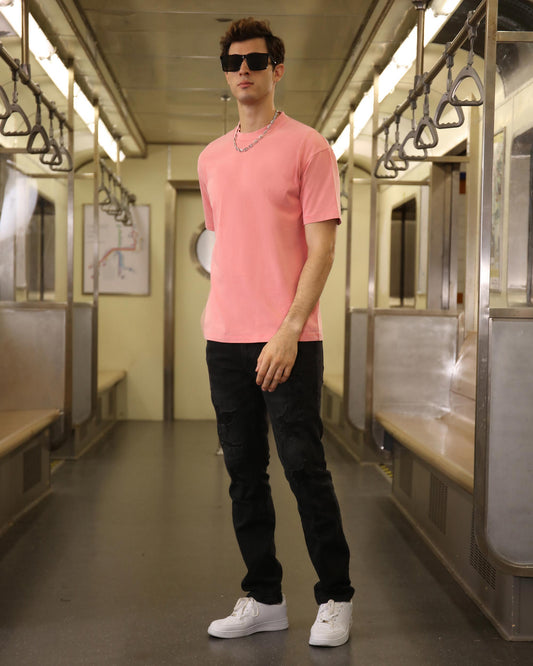Logeqi classic pink t-shirt featuring a relaxed fit, perfect for casual outings and streetwear styles