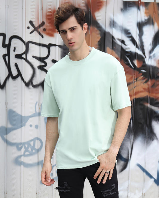 Logeqi Oversize T-Shirt in mint green, featuring a relaxed fit as an essential cotton tee