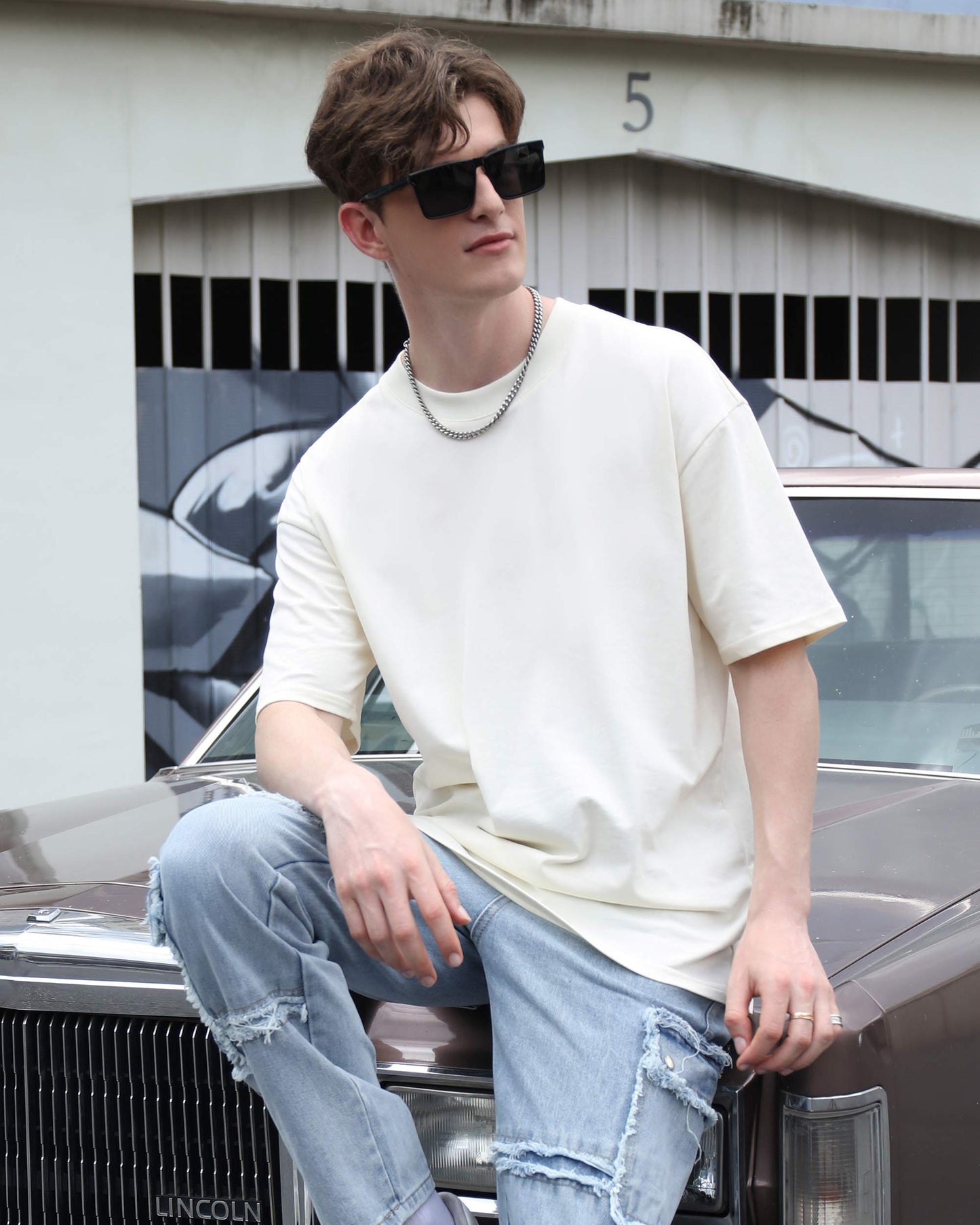 Logeqi Essential Solid T-Shirt in Cream Color Perfect for Casual Outfits and Everyday Wear