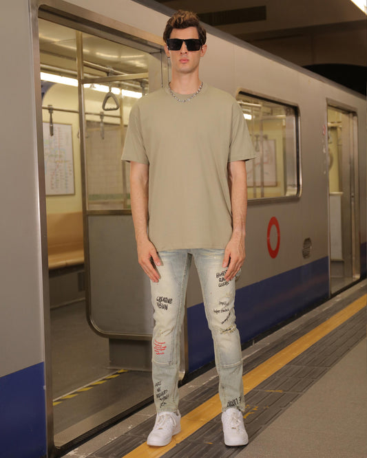 Logeqi oversized T-shirt in olive green, a stylish essential solid tee for casual wear