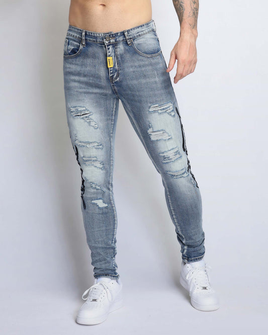 Logeqi light wash blue ripped jeans with a slim fit and stylish distressed details