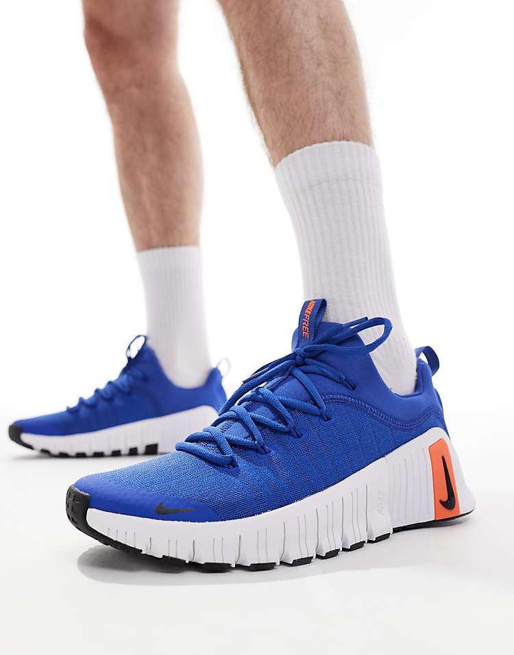 Blue Nike Free Metcon 6 unisex sneakers with breathable upper and cushioned sole for comfort
