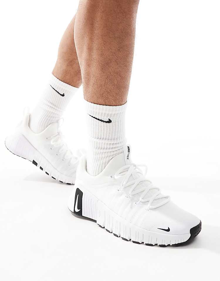 Nike Free Metcon 6 unisex sneakers in white with flexible outsole for versatile training