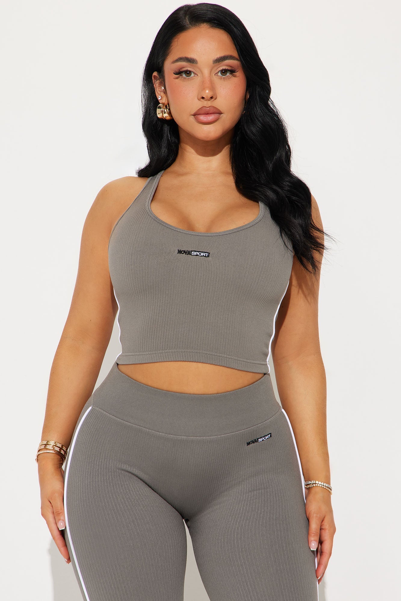 Seamless active top charcoal by Fashion Nova featuring a ribbed design and cropped cut for a stylish workout look