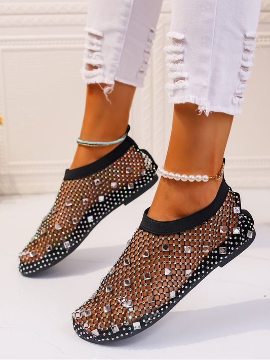 Wholesale7 stylish solid color sandals in black mesh with decorative rhinestones and comfortable soles
